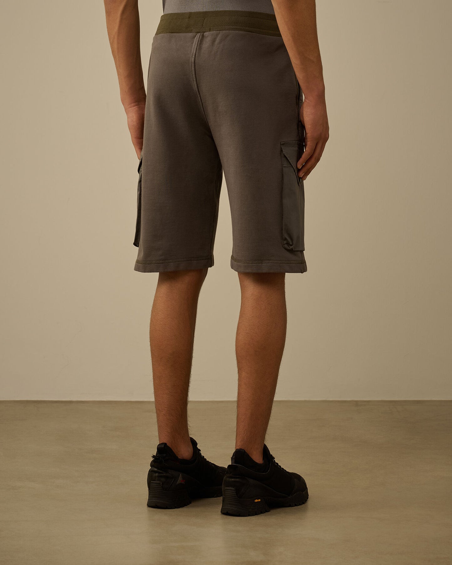 Bermuda cargo in tuta Fleece mixed smoked pearl