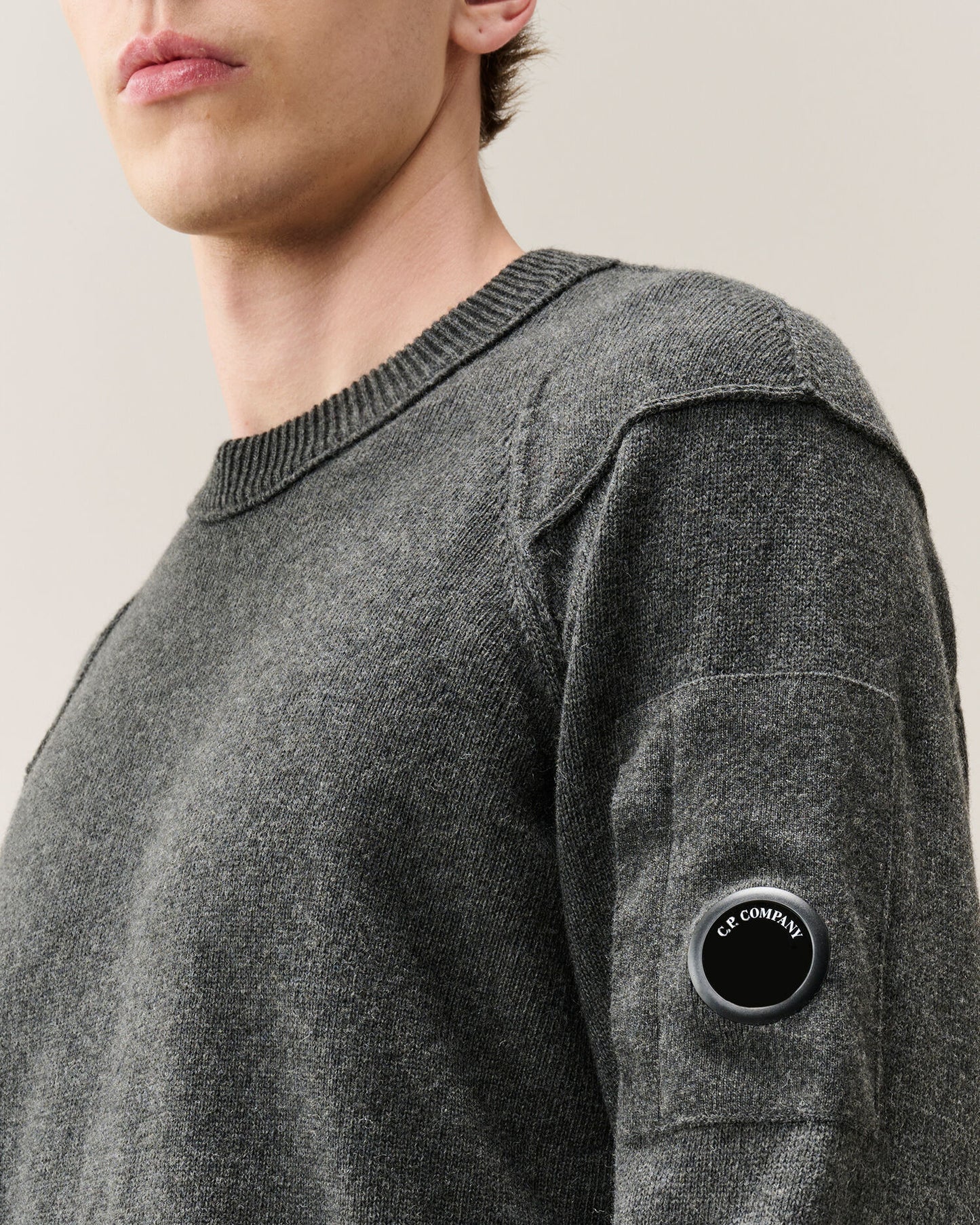 Lambswool GRS crew neck dark Shadow