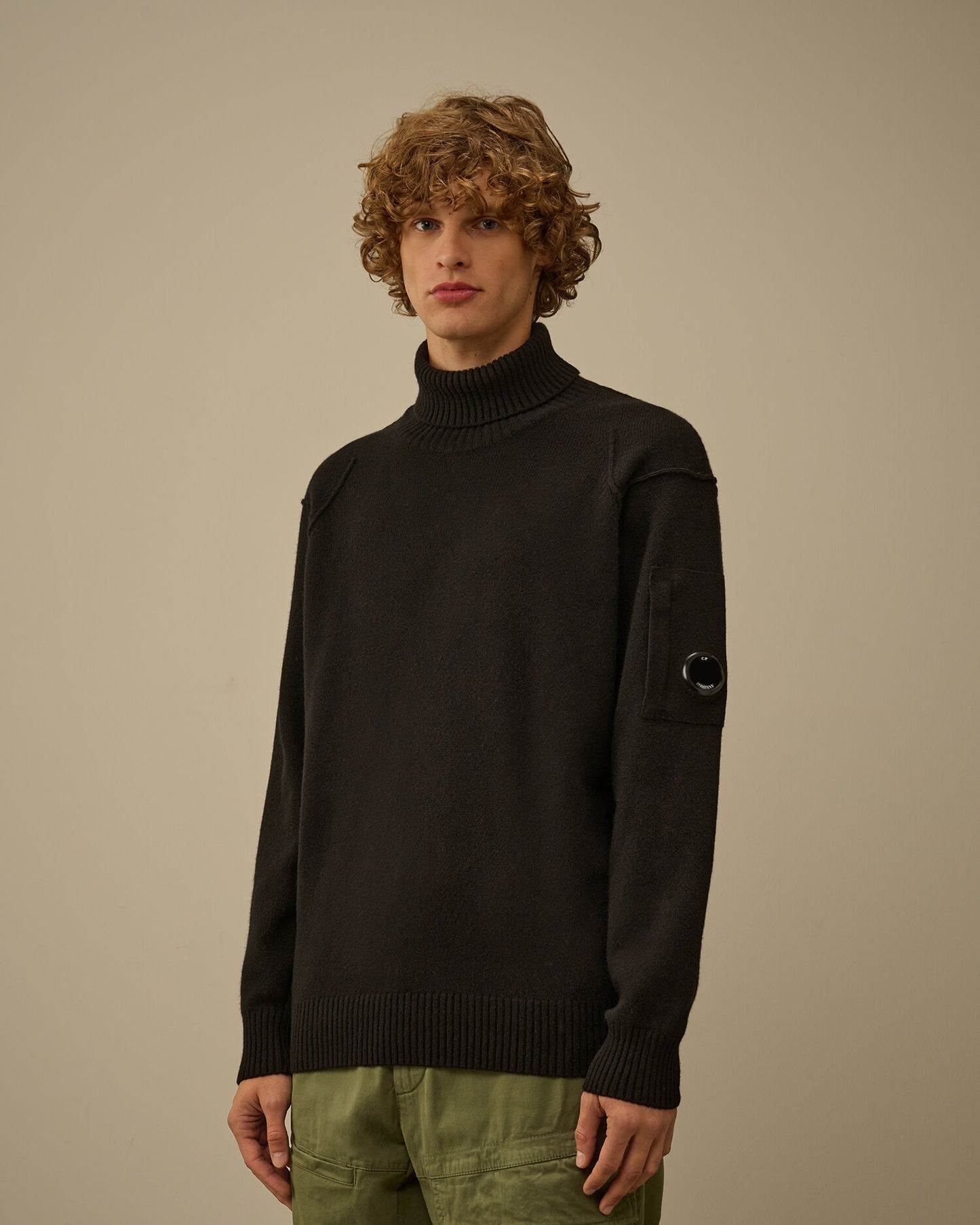 Lambswool Turtleneck grs sweater nero