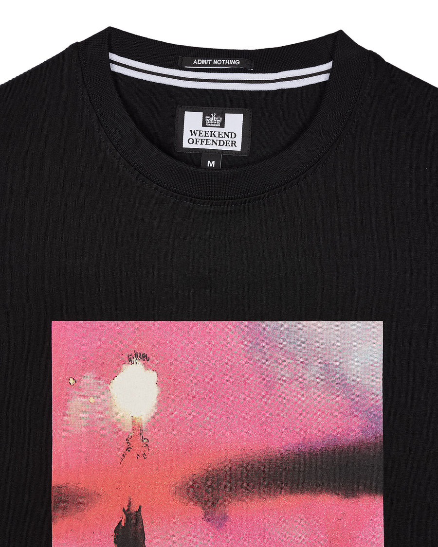 T-shirt bagliore nera