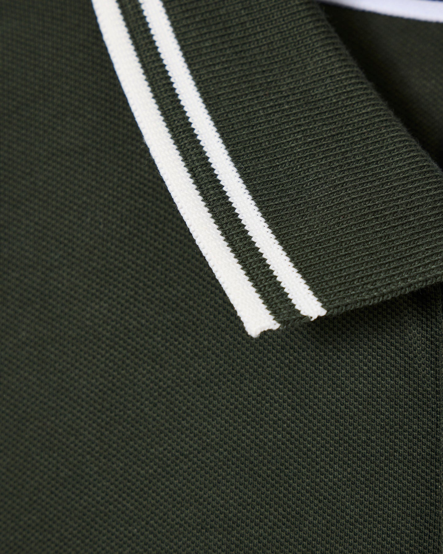 Polo Levanto black forest/white