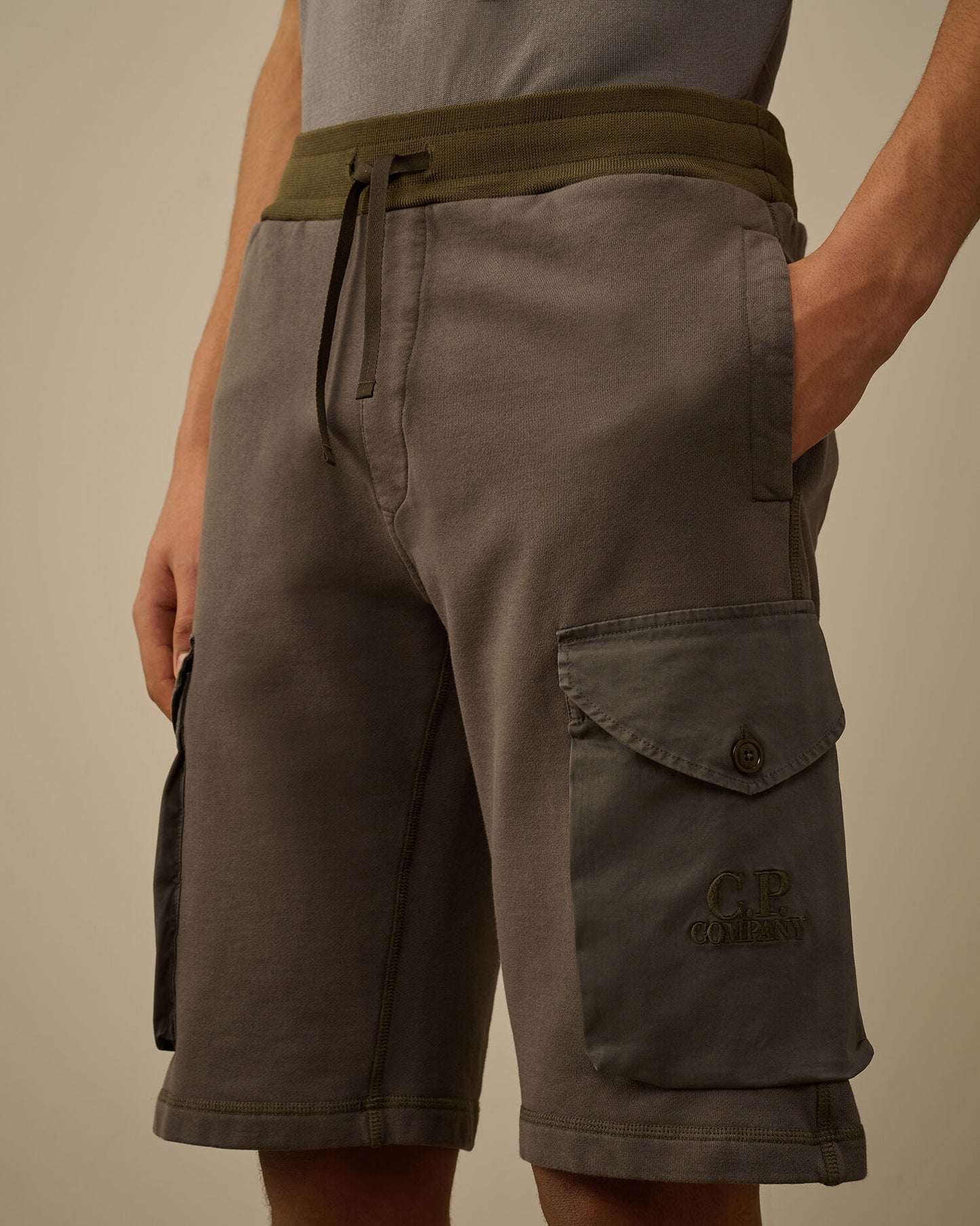Bermuda cargo in tuta Fleece mixed smoked pearl