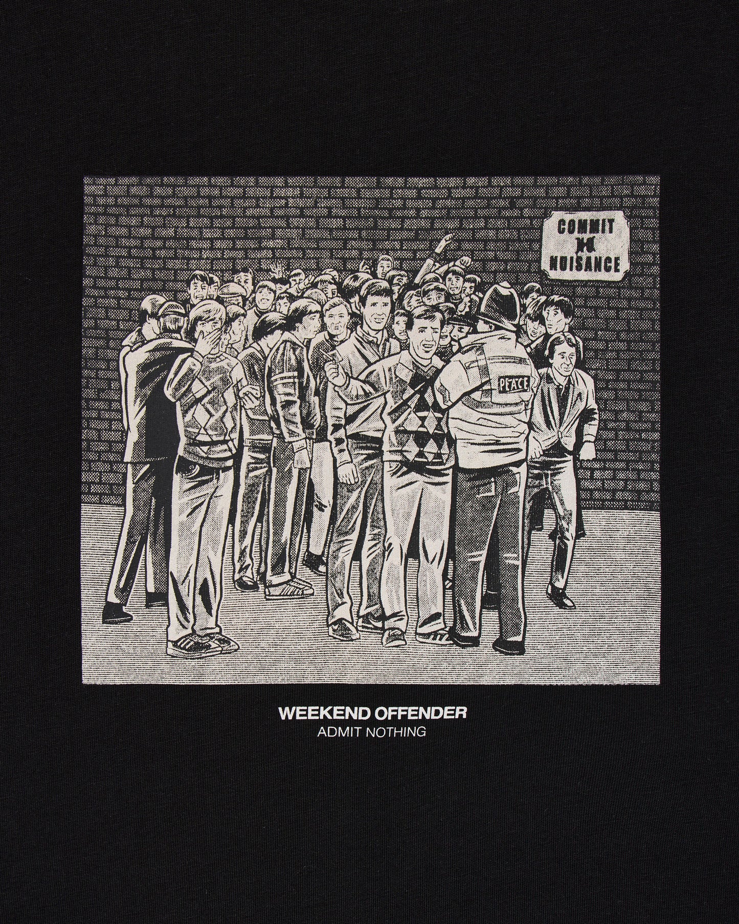 T-shirt Nuisance nera