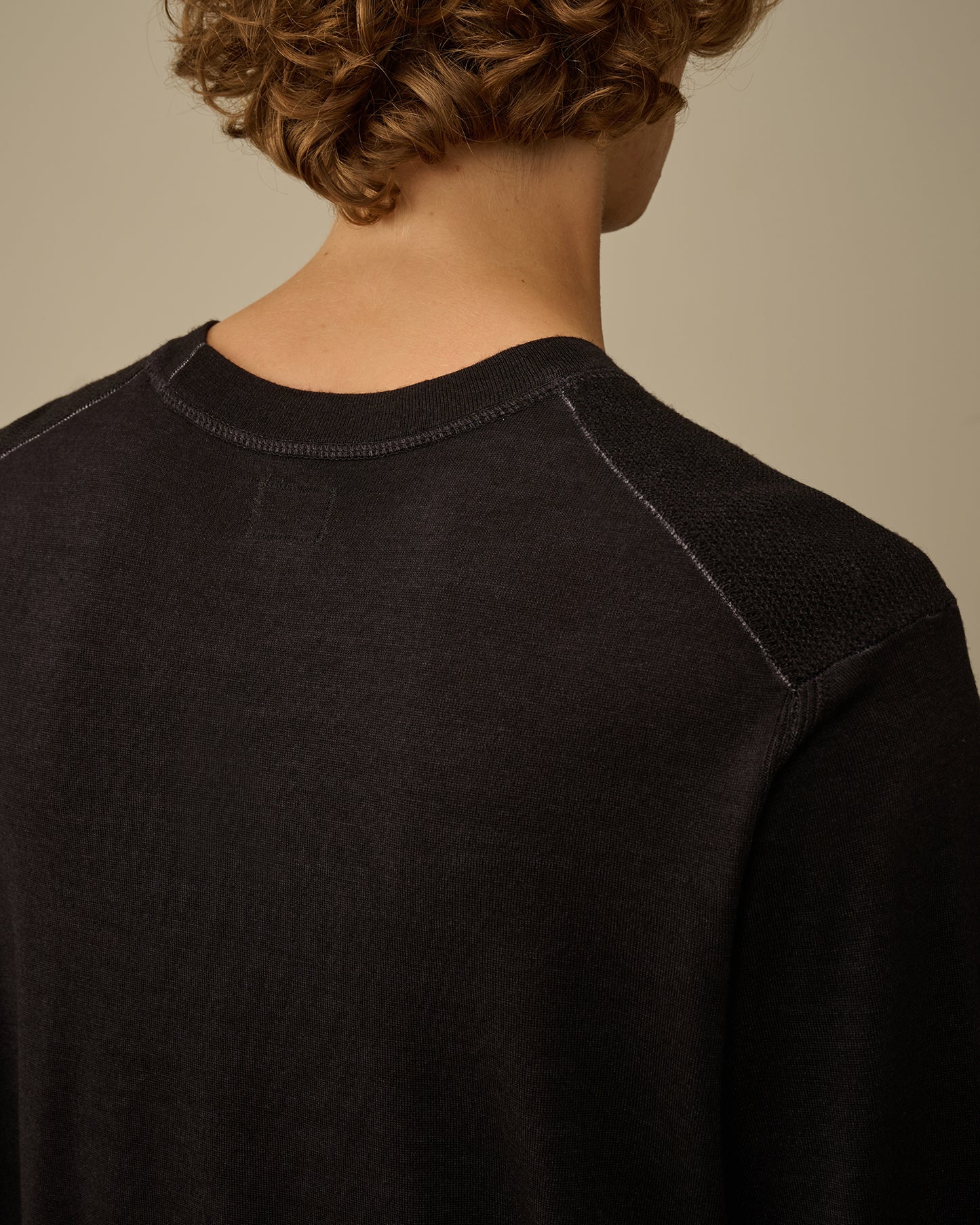 Merino wool crewneck lens sweater nero
